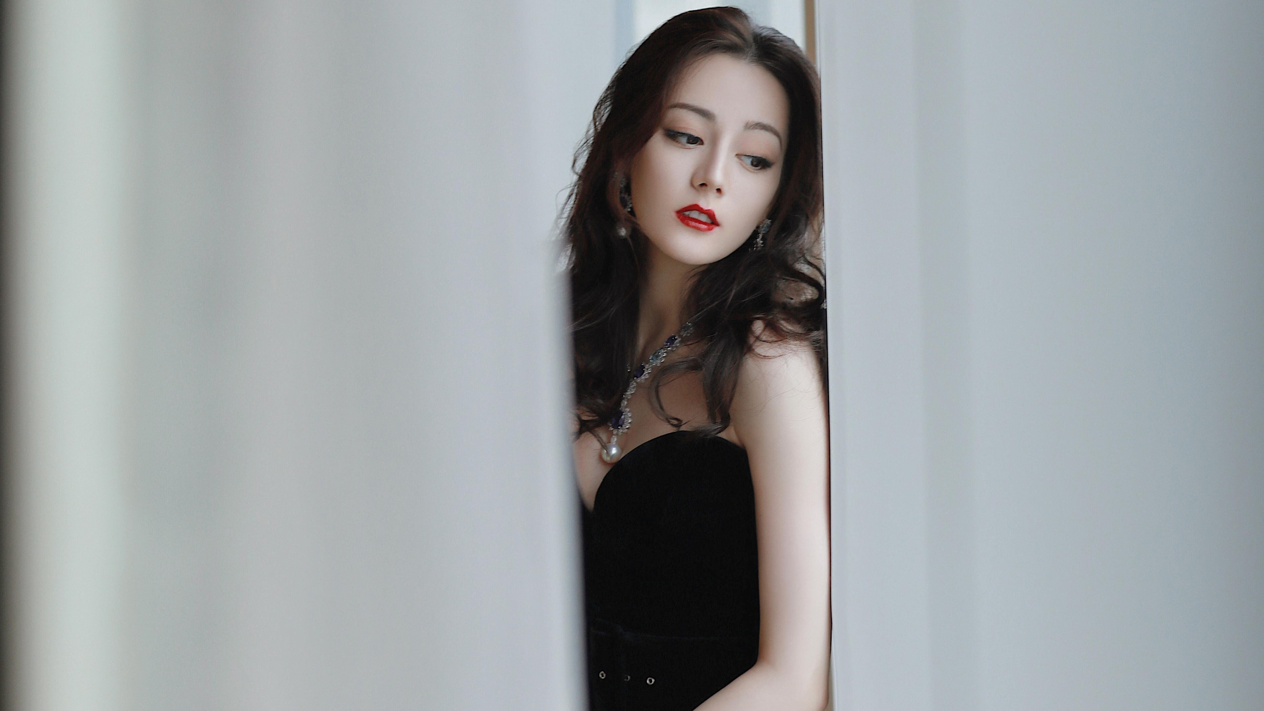 开云官网-奥利·沃特金斯因伤退出英格兰国家队，奥利瓦特金斯