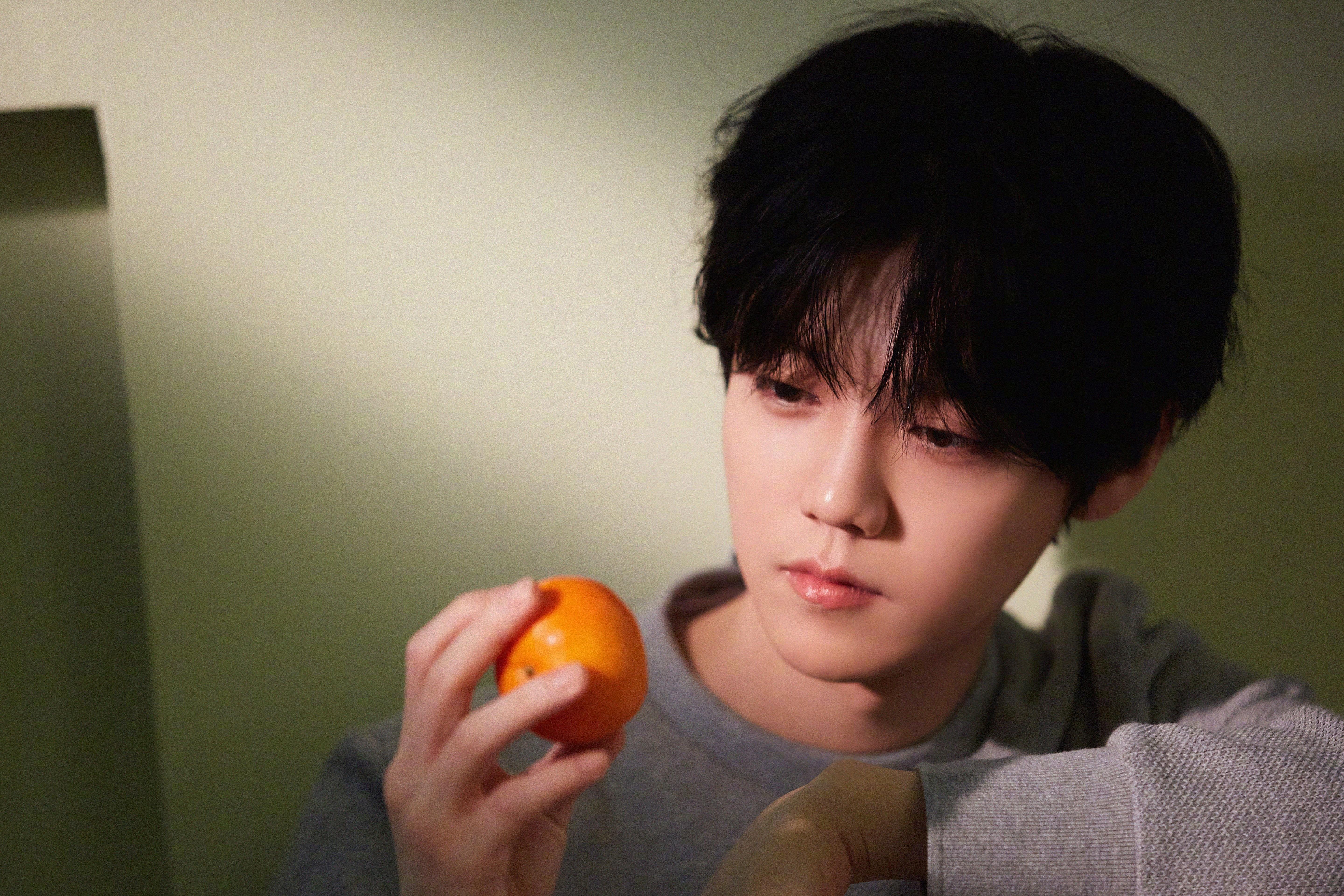 大型户外龙舟比赛,水上竞技展风采,龙舟比赛项目