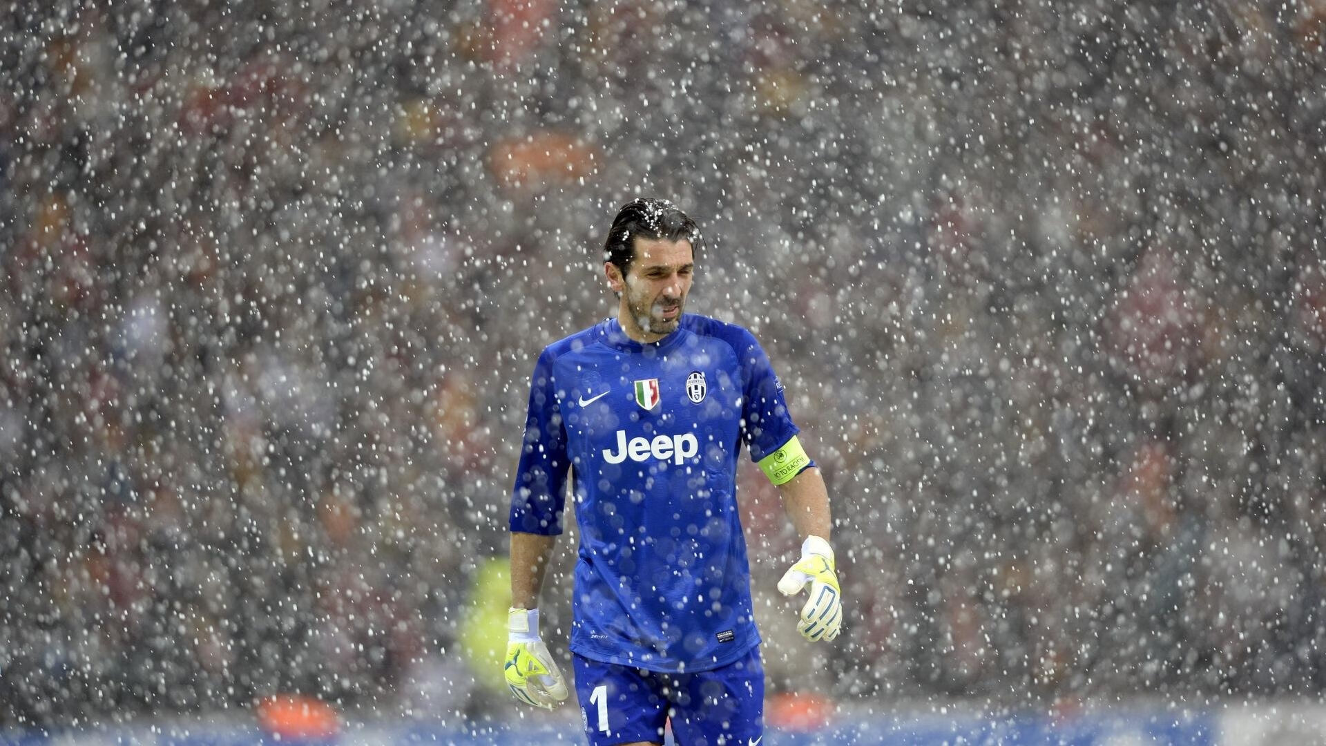 西甲夜战，比分1-0，门神多次神扑，比赛中控球率达60%，射门7次，西甲 比赛