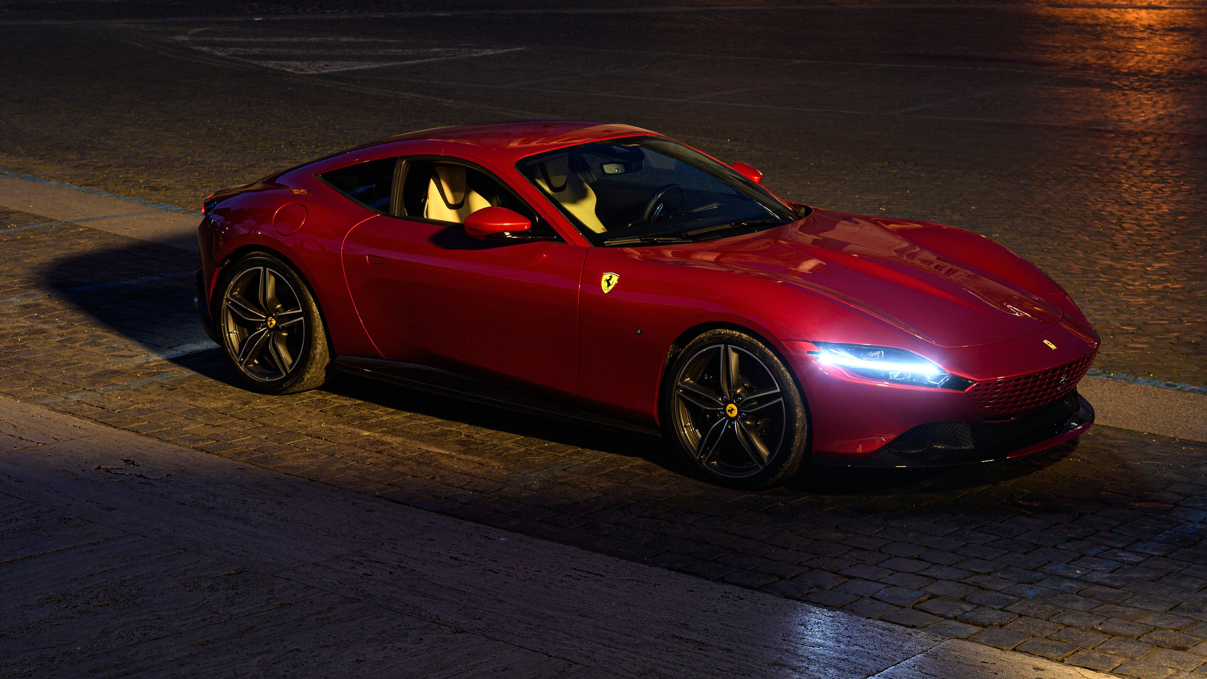 Kaiyun(中国)开云-曼联明星新援在比赛中表现出色，助球队取胜，曼联新引援