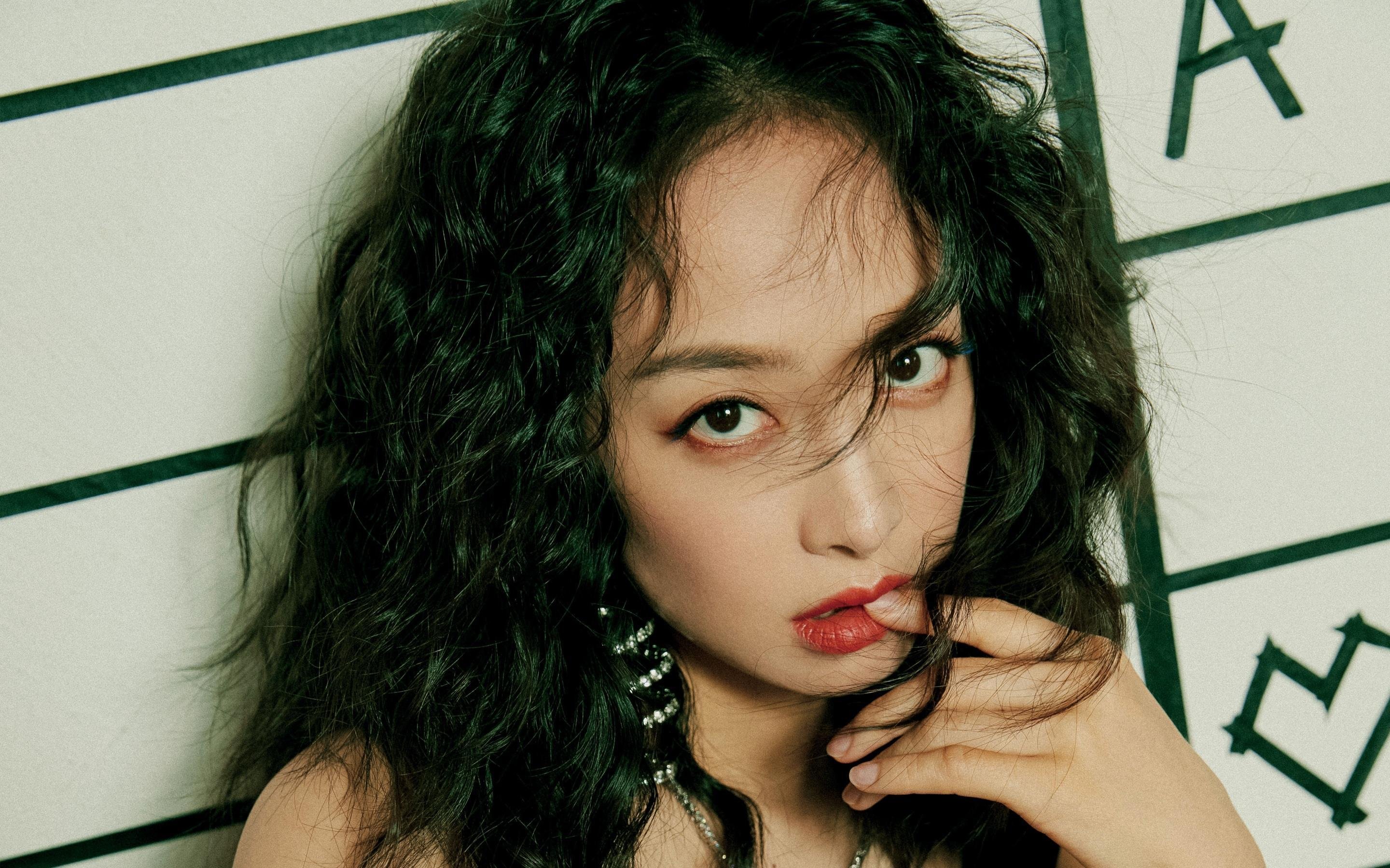 Kaiyun APP-鹈鹕替补贡献巨大赢下关键比赛，鹈鹕对球员名单