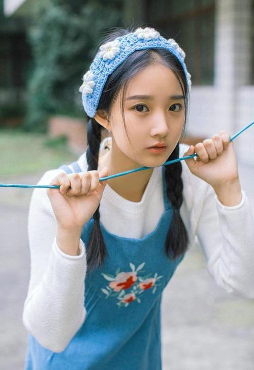 赛尔·阿尔斯塔：南非队的防线指挥官，为球队注入强大动力，阿尔塞塔斯一世